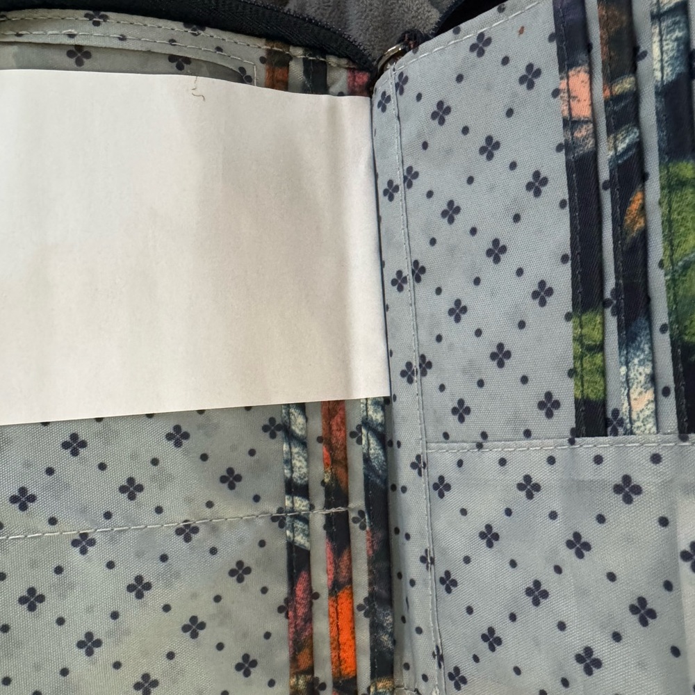 Lug Floral Multi-Color Wallet - Picture 5 of 5